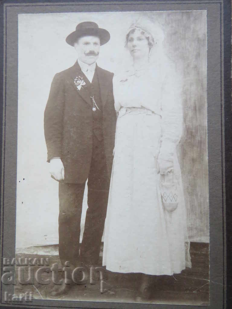 OLD PHOTO - CARDBOARD with price 14.99 BGN | € 7.66 OLD PHOTO - CARDBOARD with price 14.99 BGN | € 7.66