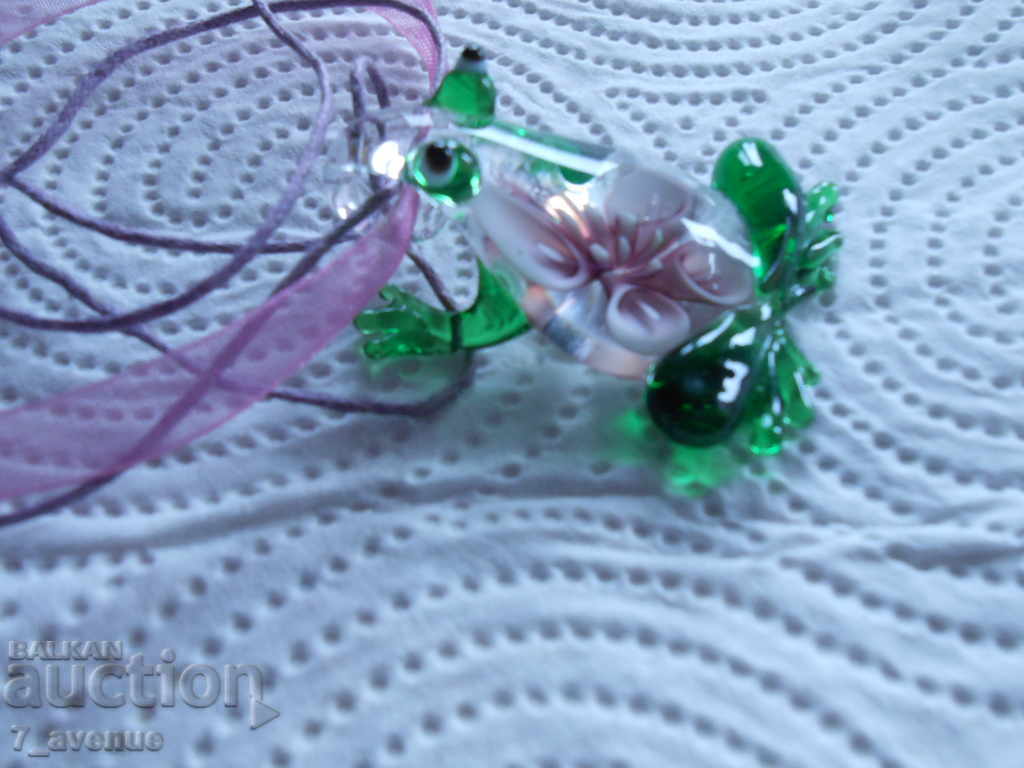 Colier cu cea mai frumoasă broască țestoasă din lume din sticlă, super e