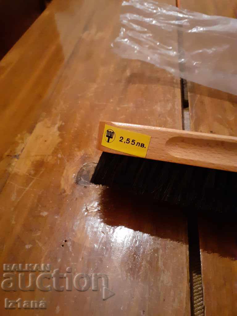 Auction Old shoe brush, clothes Auction Old shoe brush, clothes
