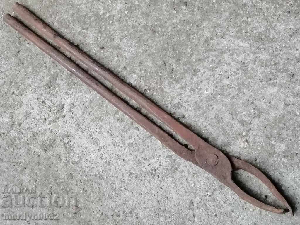 Old forging pliers, wrought iron, tool with price 49.00 BGN | € 25.05 Old forging pliers, wrought iron, tool with price 49.00 BGN | € 25.05