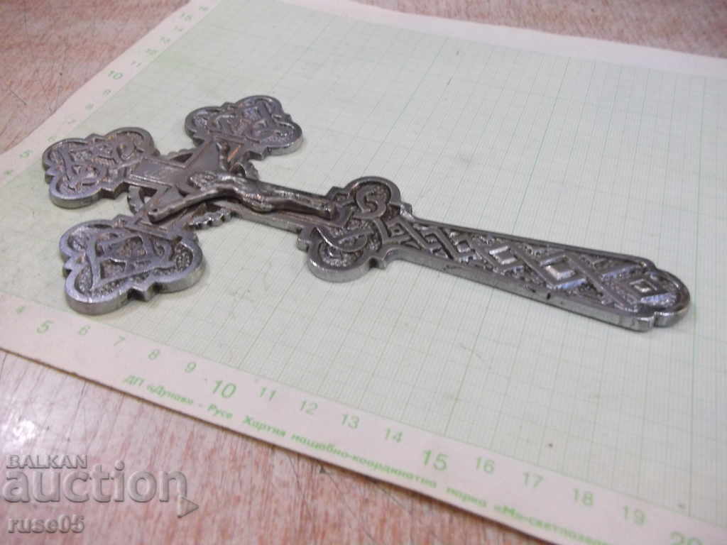 Cruce de oțel medicală și crucifix din bronz alb - 178 g cu preț 300.00 BGN | € 153.39