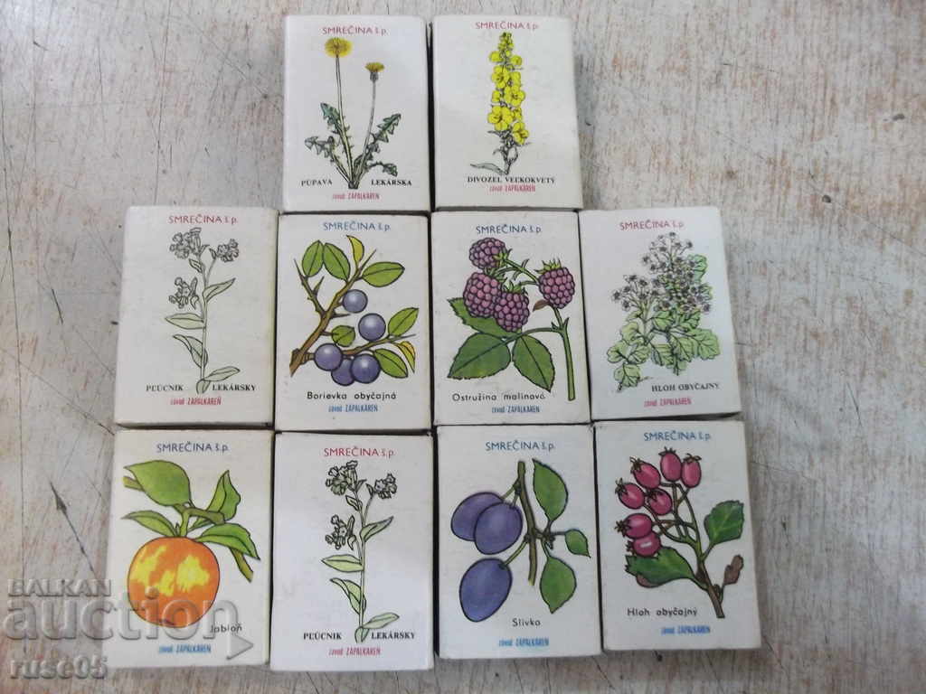 Delivery of Lot of 10 pcs. matches of czechoslovakia Delivery of Lot of 10 pcs. matches of czechoslovakia