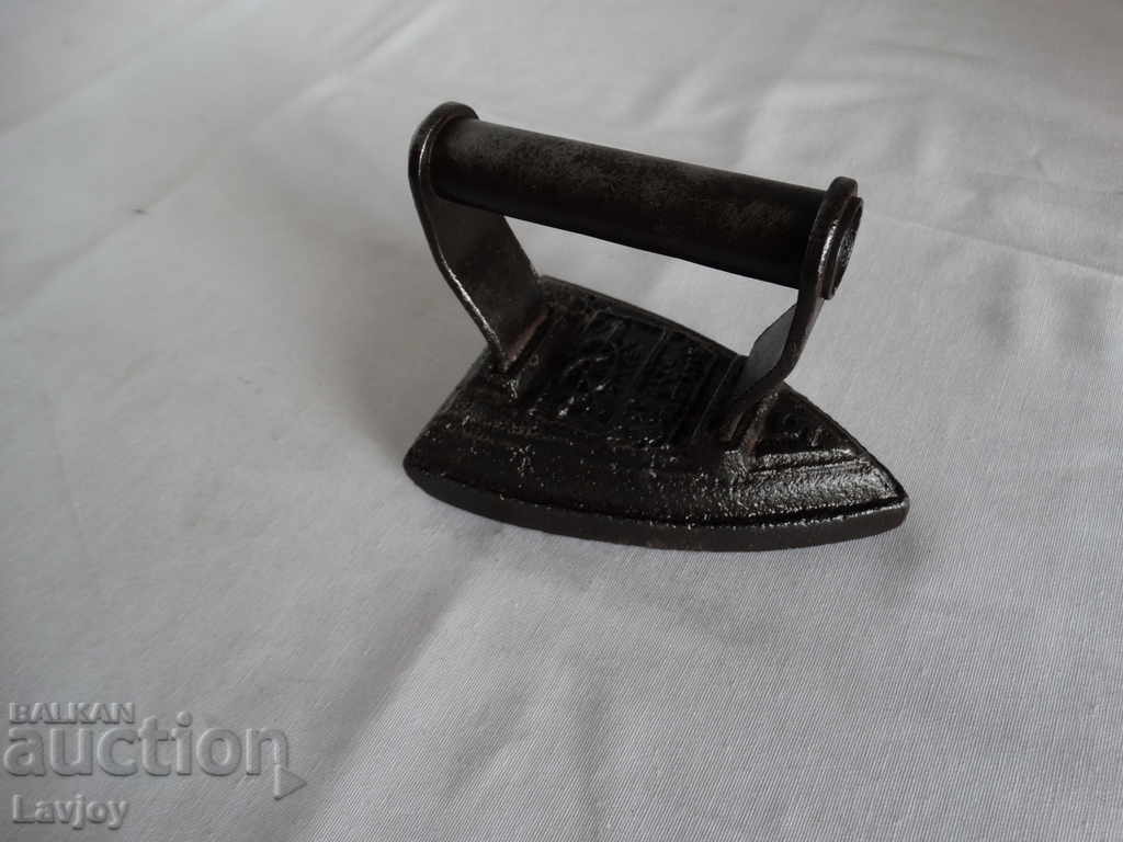 Delivery of A rare collectible iron