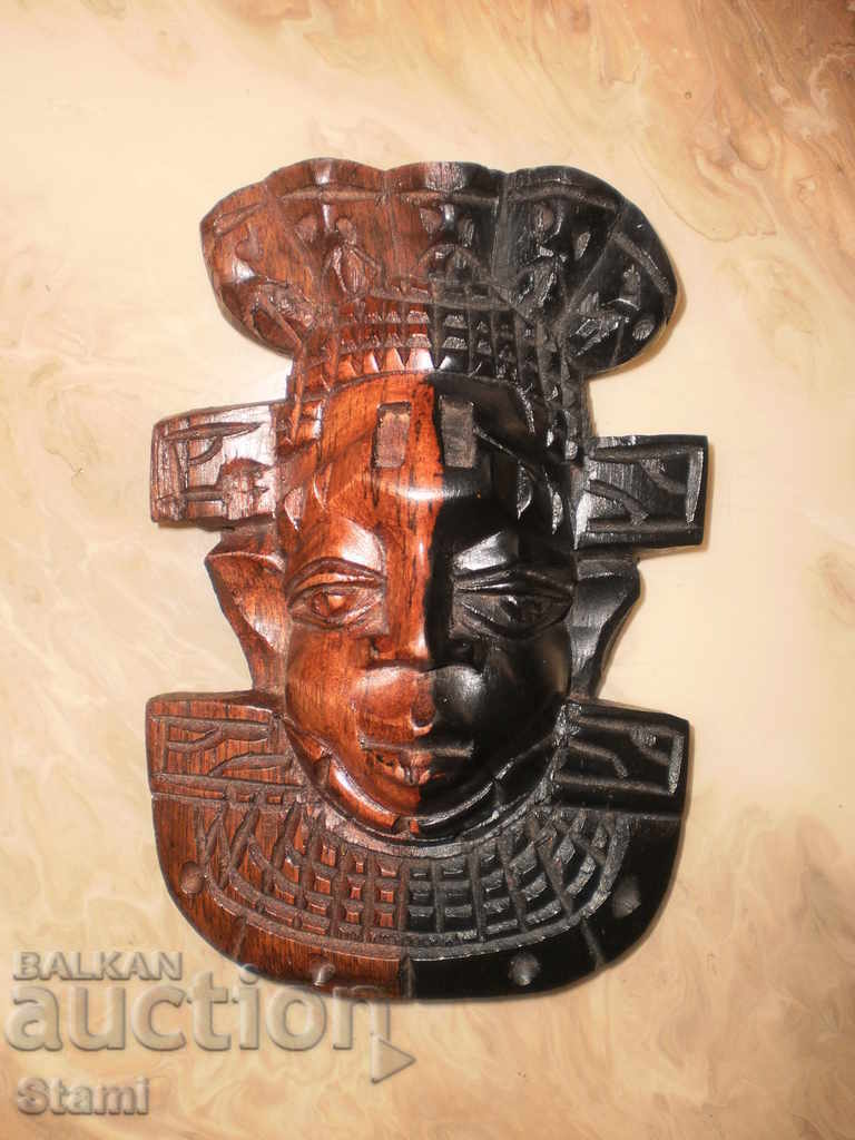 Африканска паспортна маска от абанос