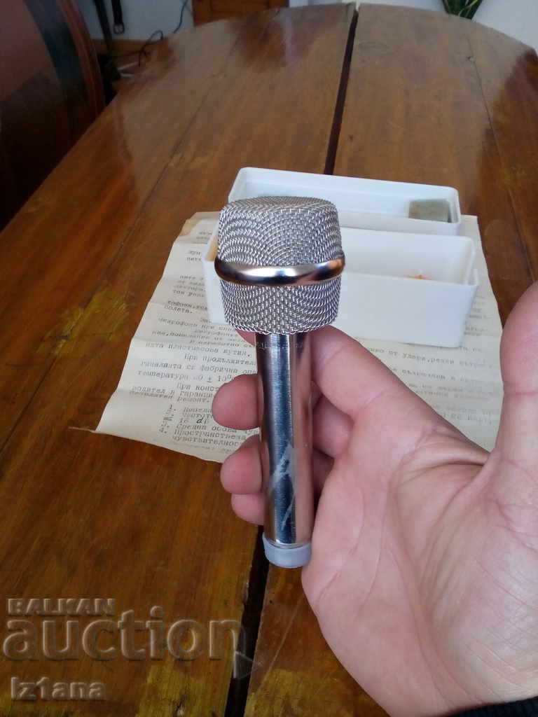 Delivery of Old MDN Microphone 66