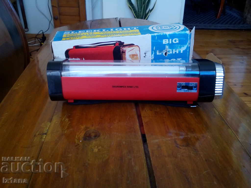 Auction  Old camping lamp, lantern