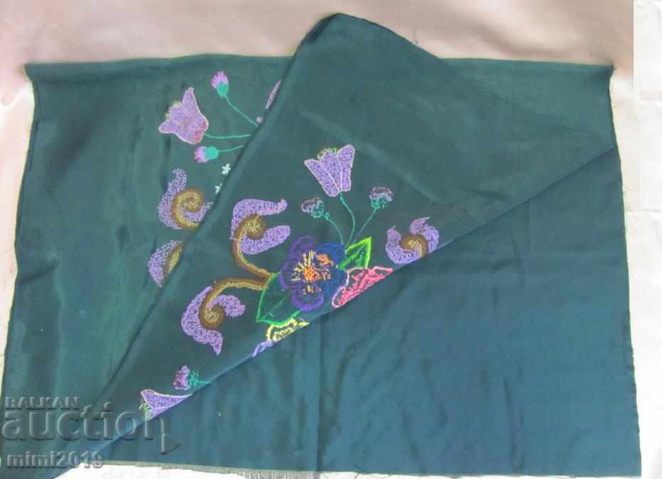 Delivery of Old Hand Embroidery blanket for pillow case Delivery of Old Hand Embroidery blanket for pillow case