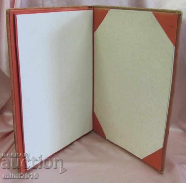 Auction 19th Century Handmade Luxury Velvet Folder Auction 19th Century Handmade Luxury Velvet Folder
