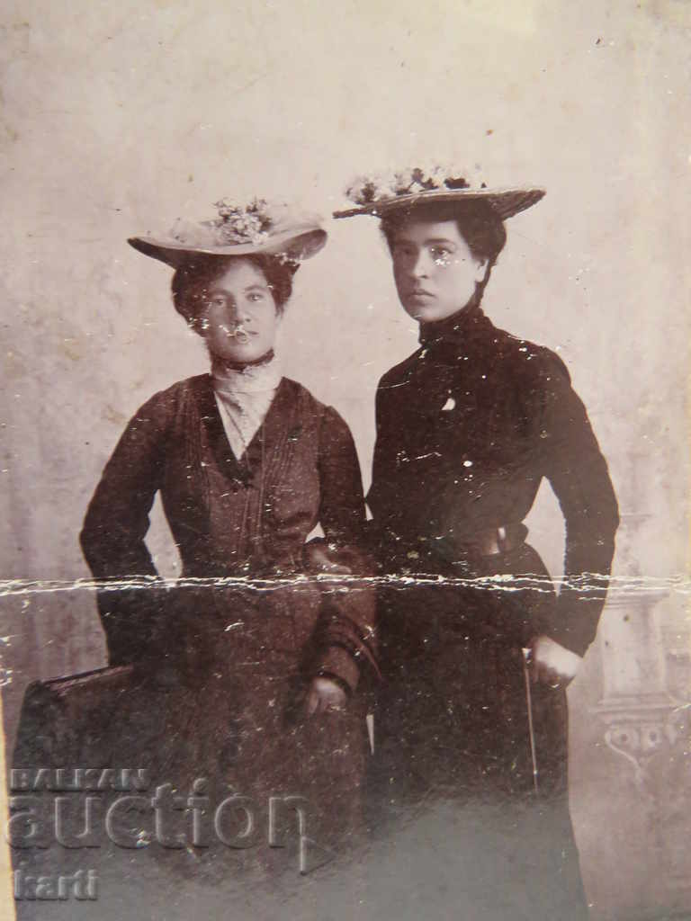 FOTO VECHE - CARTON - DOCTOR MARK - SVISHTOV - 8/12 cu preț 14.99 BGN | € 7.66 FOTO VECHE - CARTON - DOCTOR MARK - SVISHTOV - 8/12 cu preț 14.99 BGN | € 7.66