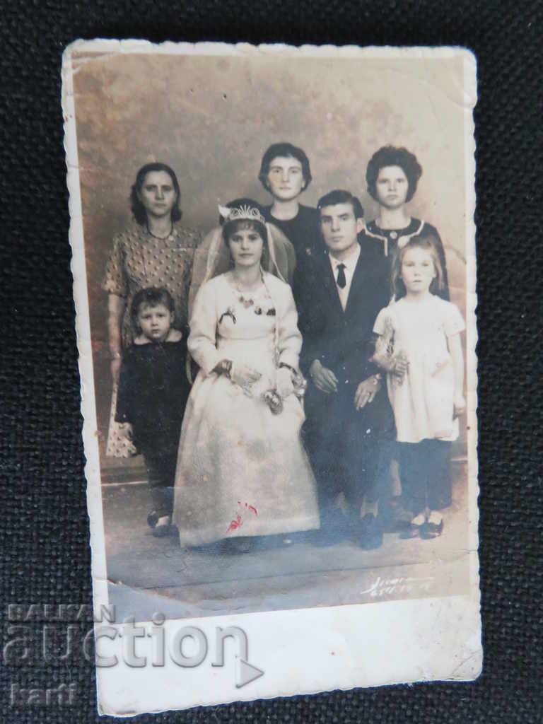 OLD PHOTO - CARDBOARD with price 5.99 BGN | € 3.06 OLD PHOTO - CARDBOARD with price 5.99 BGN | € 3.06