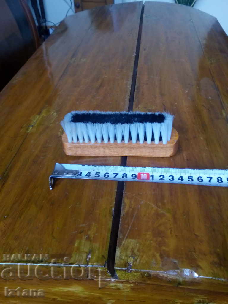 Old clothes brush - 5 Old clothes brush - 5