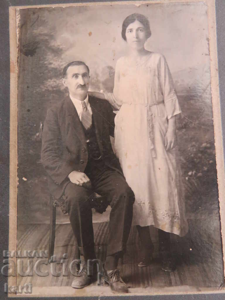 OLD PHOTOGRAPHY - CARDBOARD - ARMENIAN FAMILY with price 19.99 BGN | € 10.22
