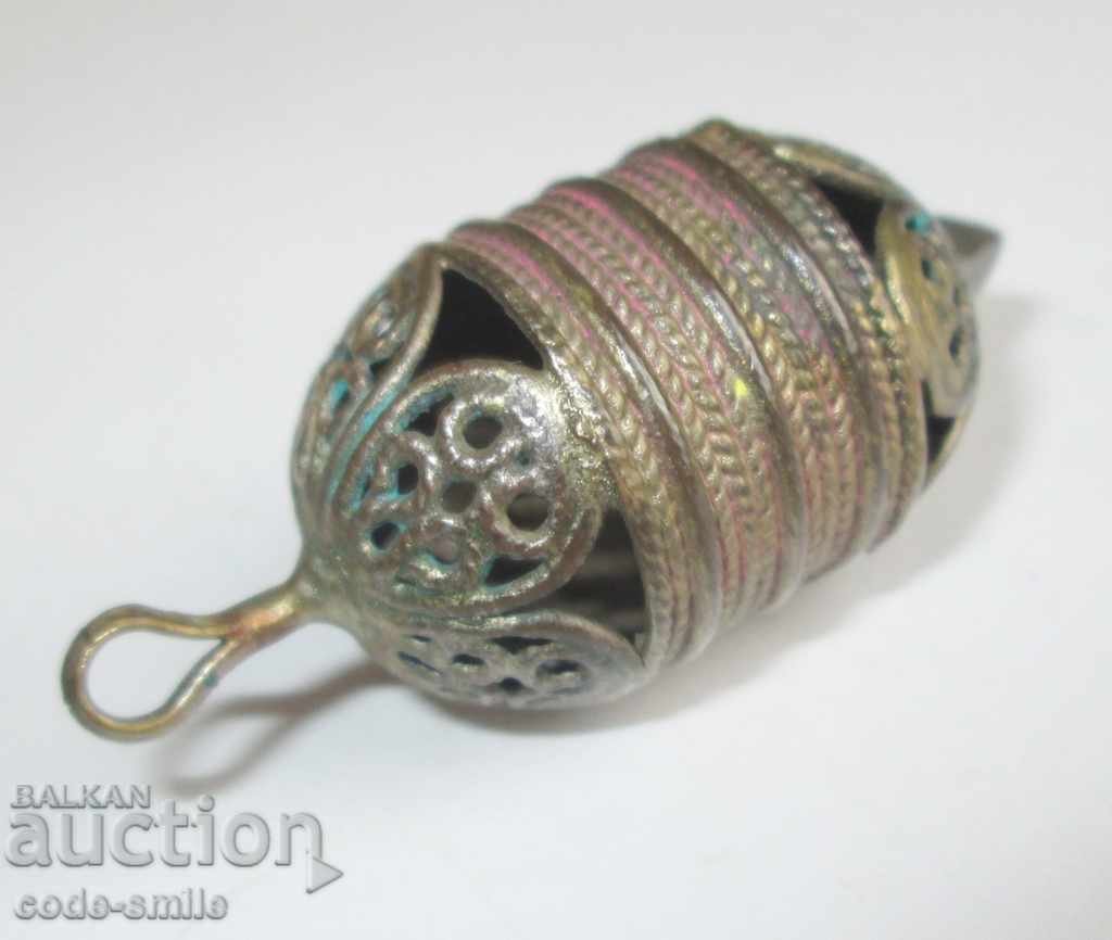 Old antique revival ornament jewelry pendant cut - 6