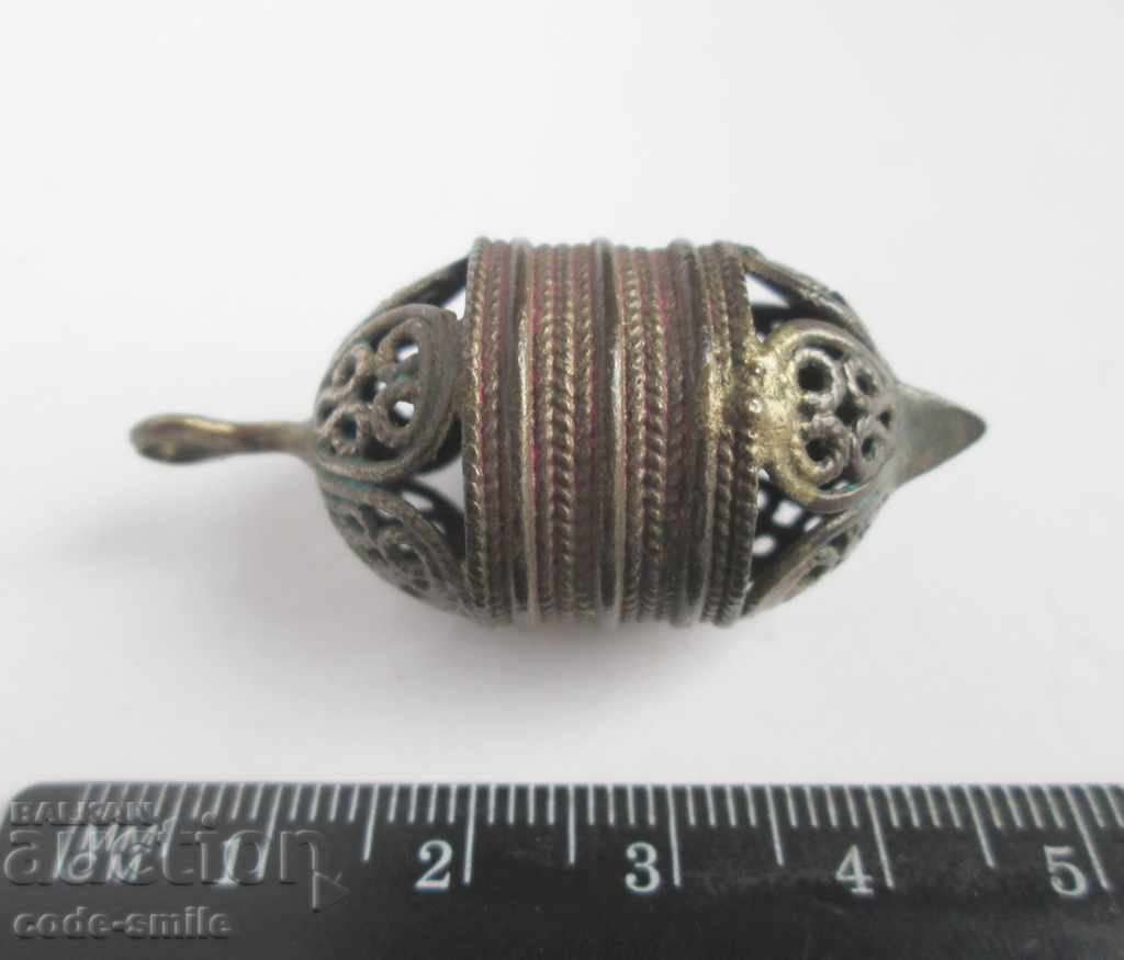 Old antique revival jewelry ornament pendant cut with price 90.00 BGN | € 46.02