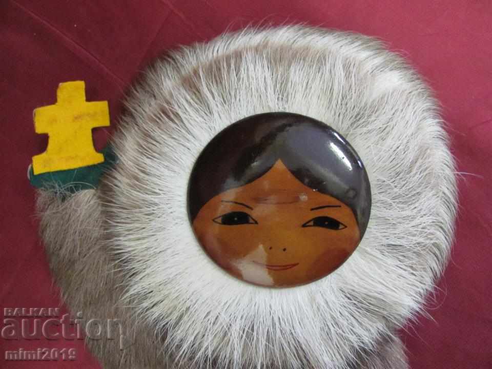 Auction Old Original Eskimo Souvenir Auction Old Original Eskimo Souvenir