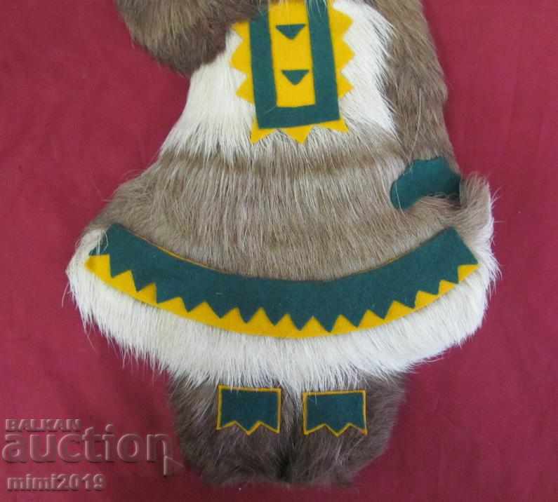 Delivery of Old Original Eskimo Souvenir Delivery of Old Original Eskimo Souvenir