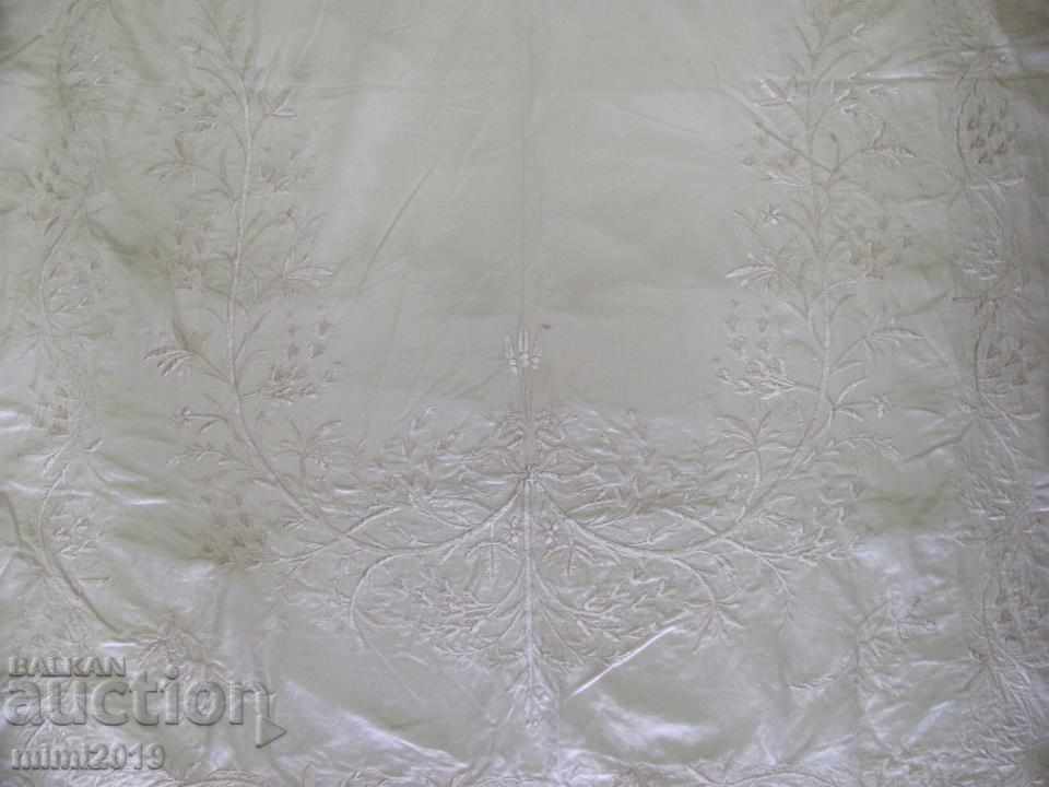 19th Century Hand Sewn Silk Tablecloth with price 210.00 BGN | € 107.37 19th Century Hand Sewn Silk Tablecloth with price 210.00 BGN | € 107.37