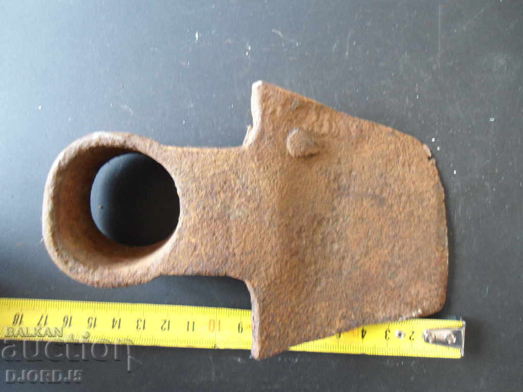 Auction Old agricultural tool Auction Old agricultural tool