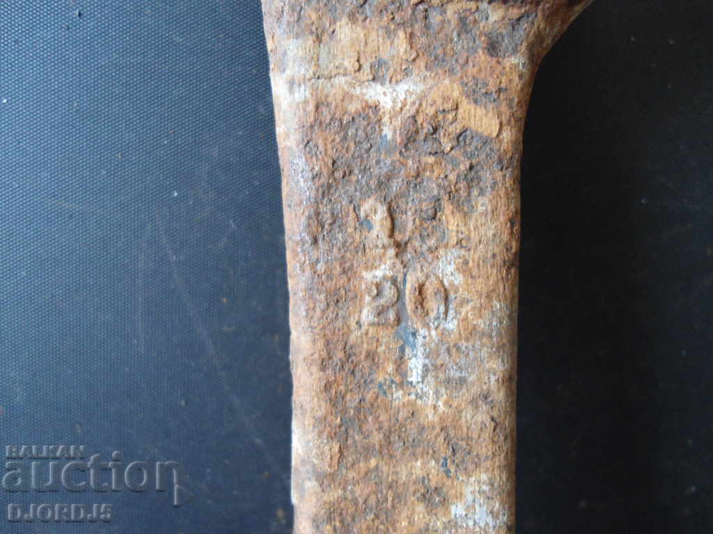 Auction Old key, numbered Auction Old key, numbered