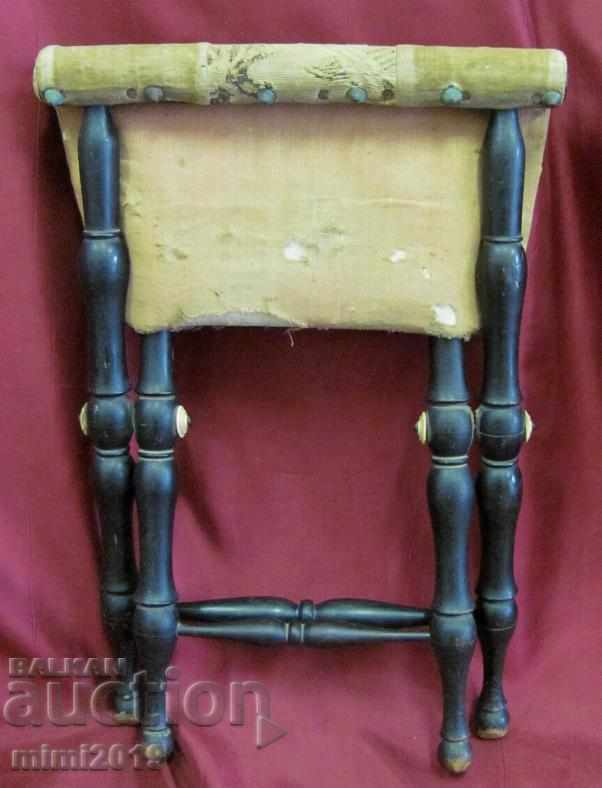 Delivery of 1650 Folding Wooden Chair Hicks Italy Delivery of 1650 Folding Wooden Chair Hicks Italy