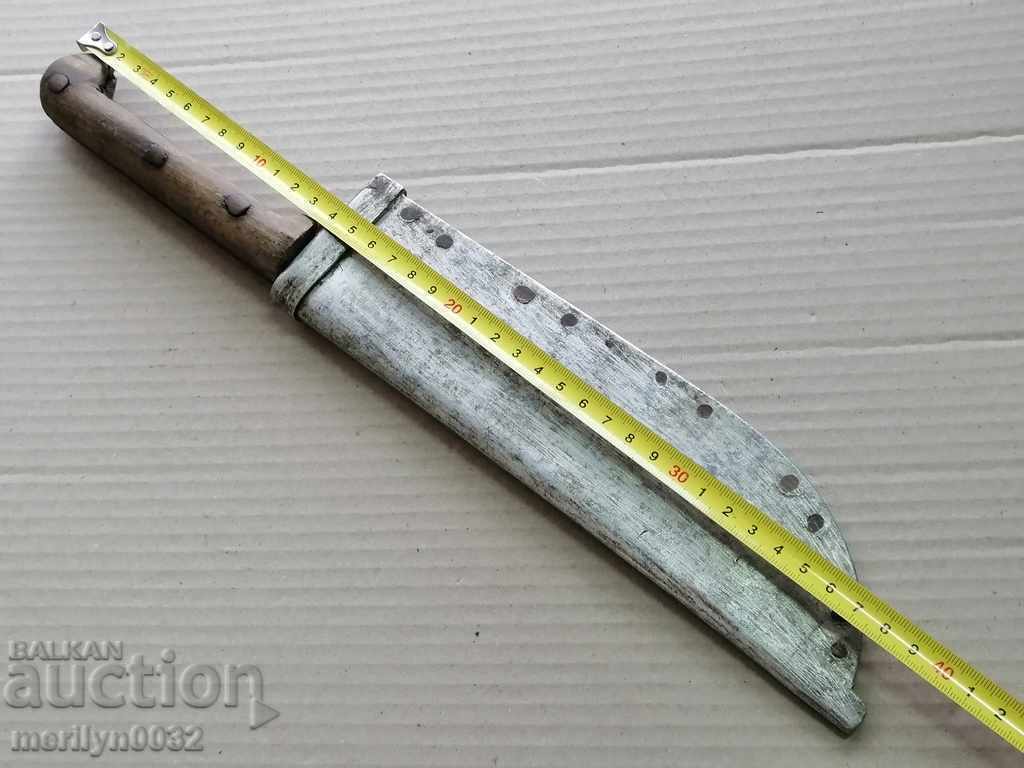 Auction An old shepherd's knife with a kaniya solid karakulak blade Auction An old shepherd's knife with a kaniya solid karakulak blade