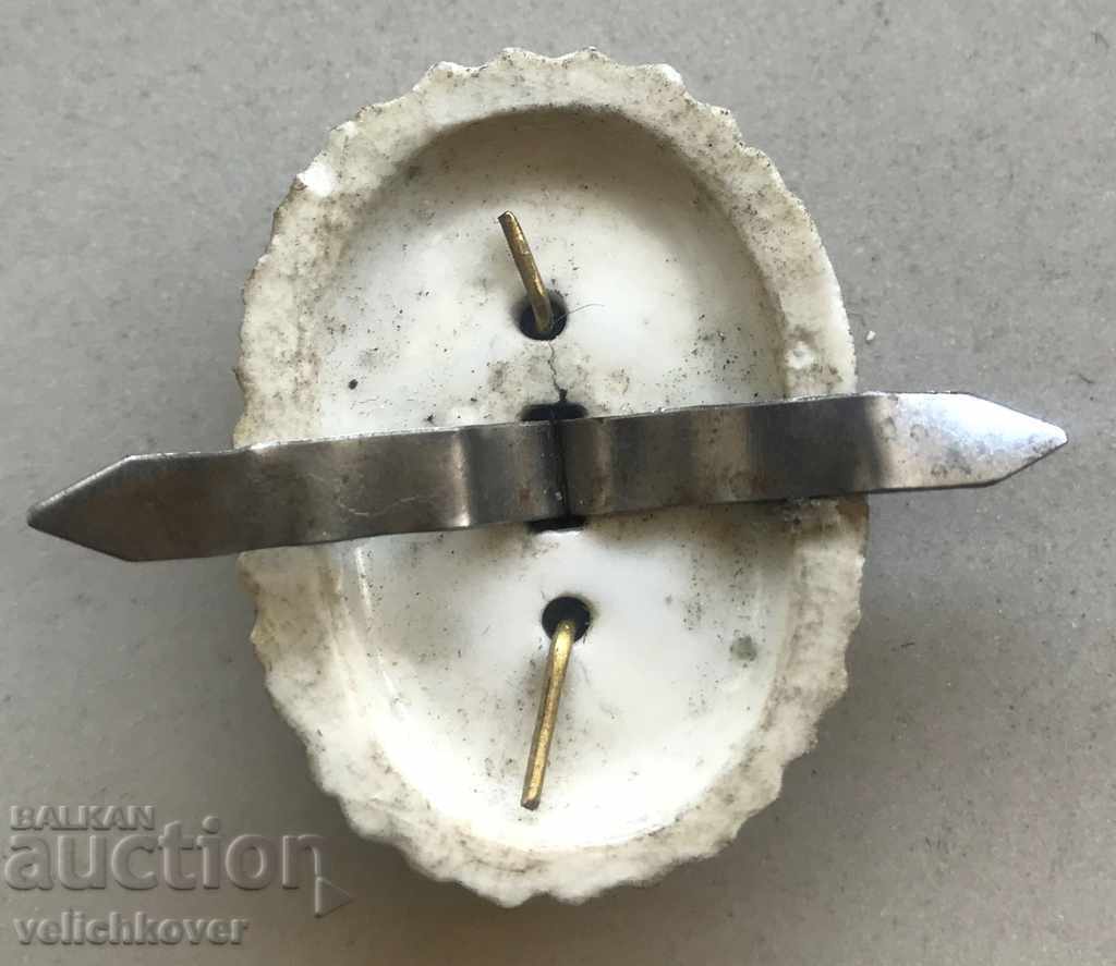 27329 Bulgarian officer's cockade enamel porcelain 60's with price 8.00 BGN | € 4.09 27329 Bulgarian officer's cockade enamel porcelain 60's with price 8.00 BGN | € 4.09