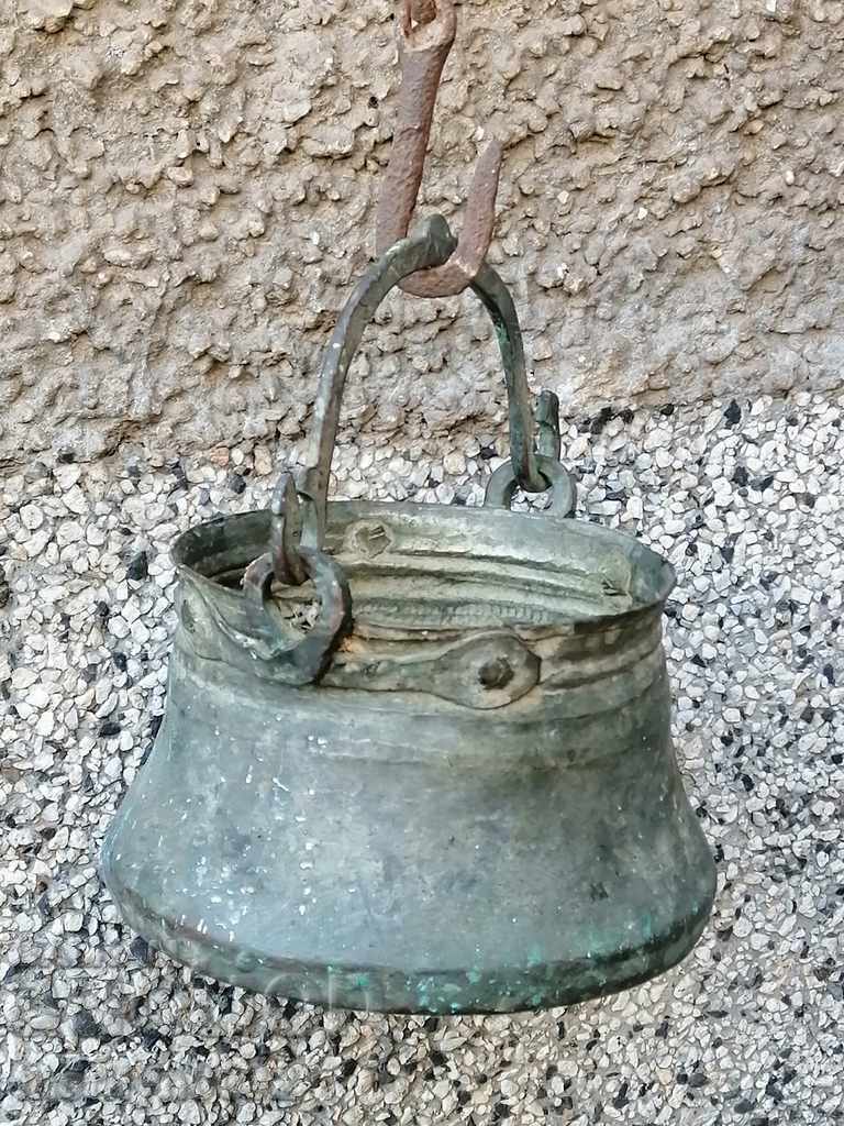 An old bacon, a baker, a pot, a boiler, a copper pot with price 59.00 BGN | € 30.17 An old bacon, a baker, a pot, a boiler, a copper pot with price 59.00 BGN | € 30.17