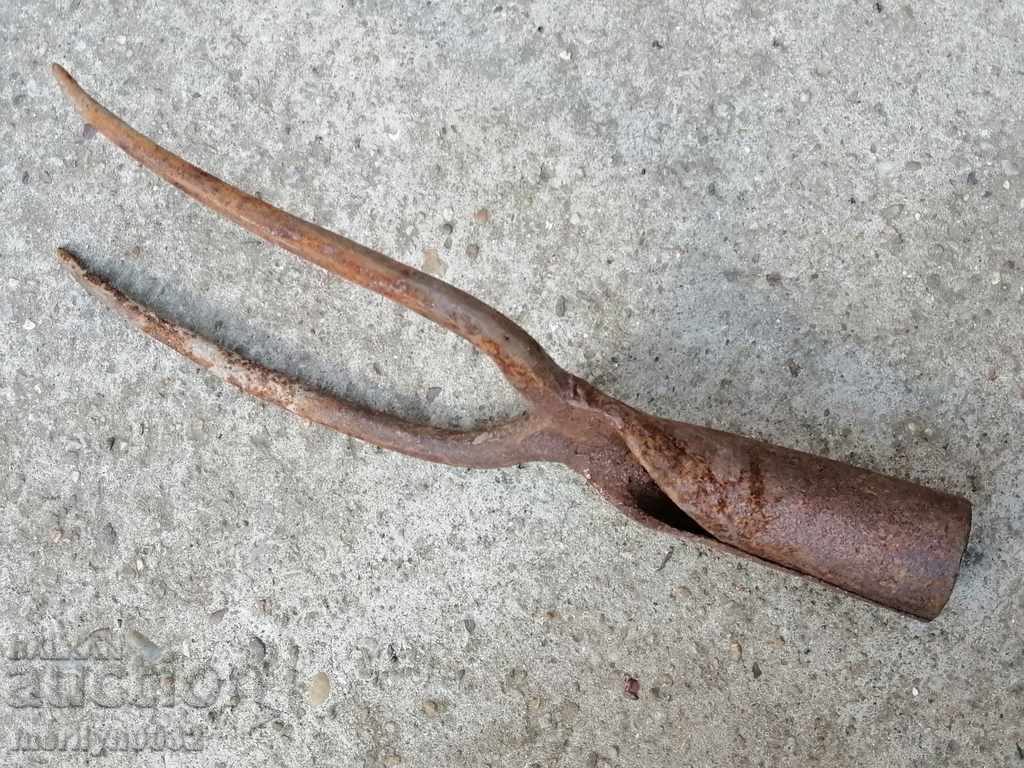 Old Wrought Two Prong, Pitchfork, Wrought Iron - 5 Old Wrought Two Prong, Pitchfork, Wrought Iron - 5
