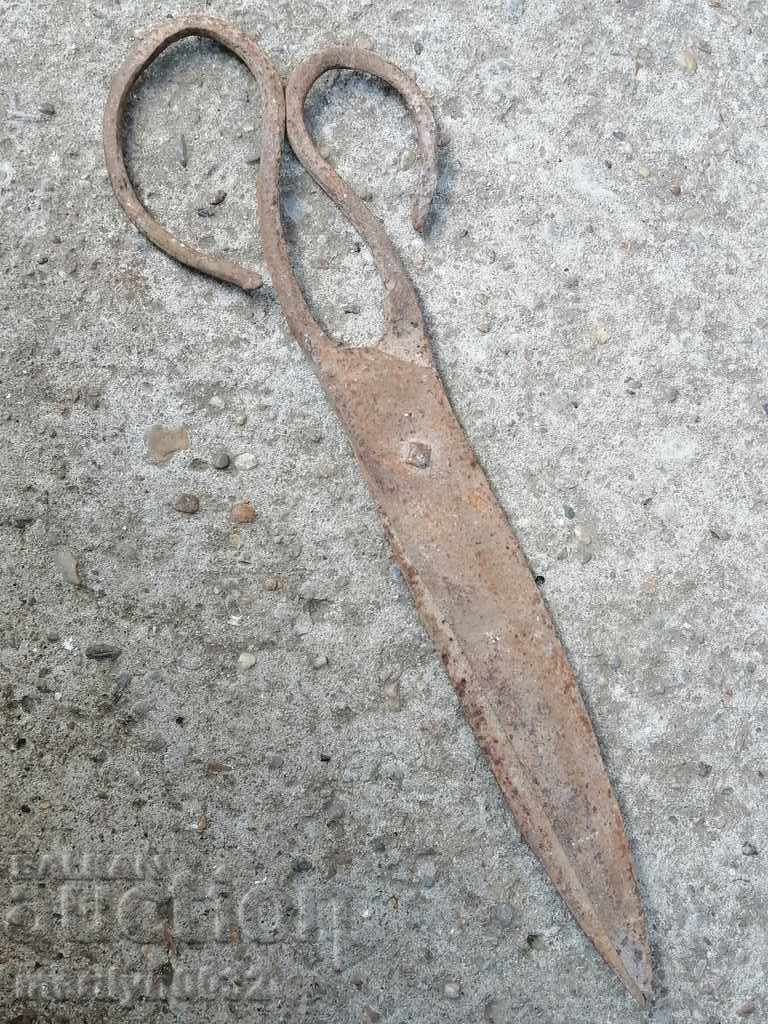 Renaissance forged scissors, wrought iron with price 53.00 BGN | € 27.10 Renaissance forged scissors, wrought iron with price 53.00 BGN | € 27.10