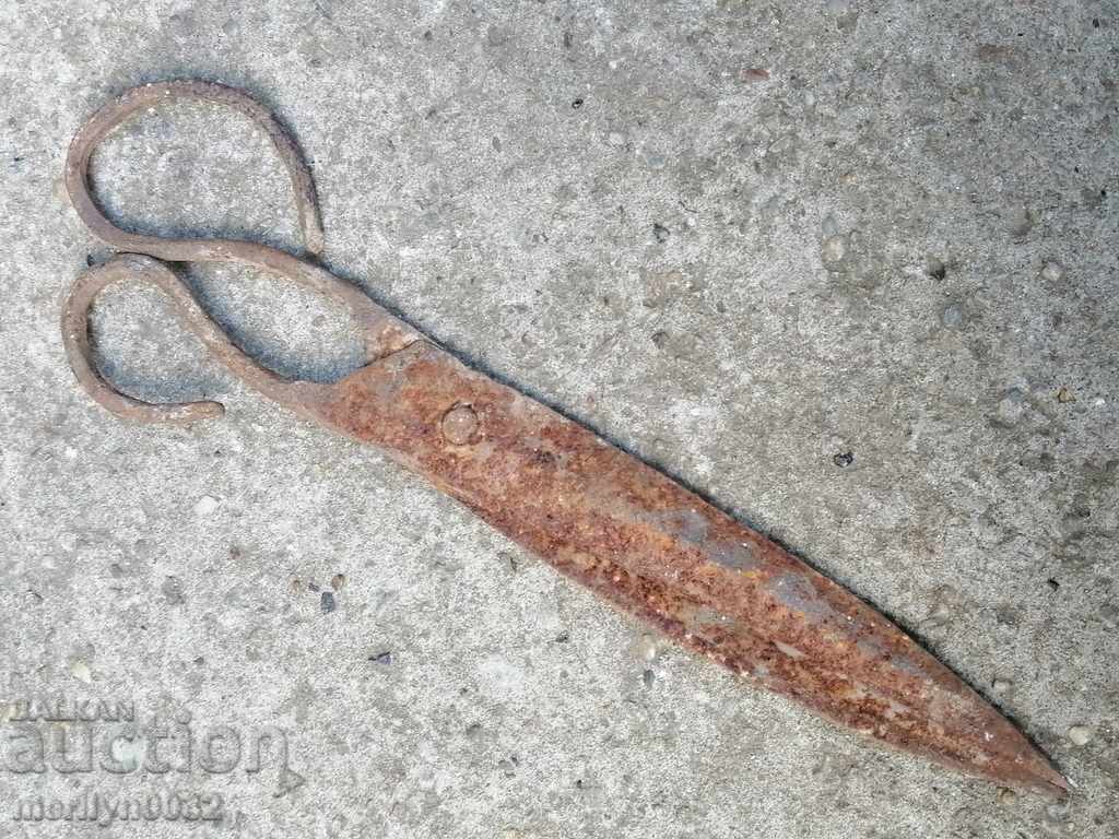 Auction Renaissance forged scissors, wrought iron Auction Renaissance forged scissors, wrought iron