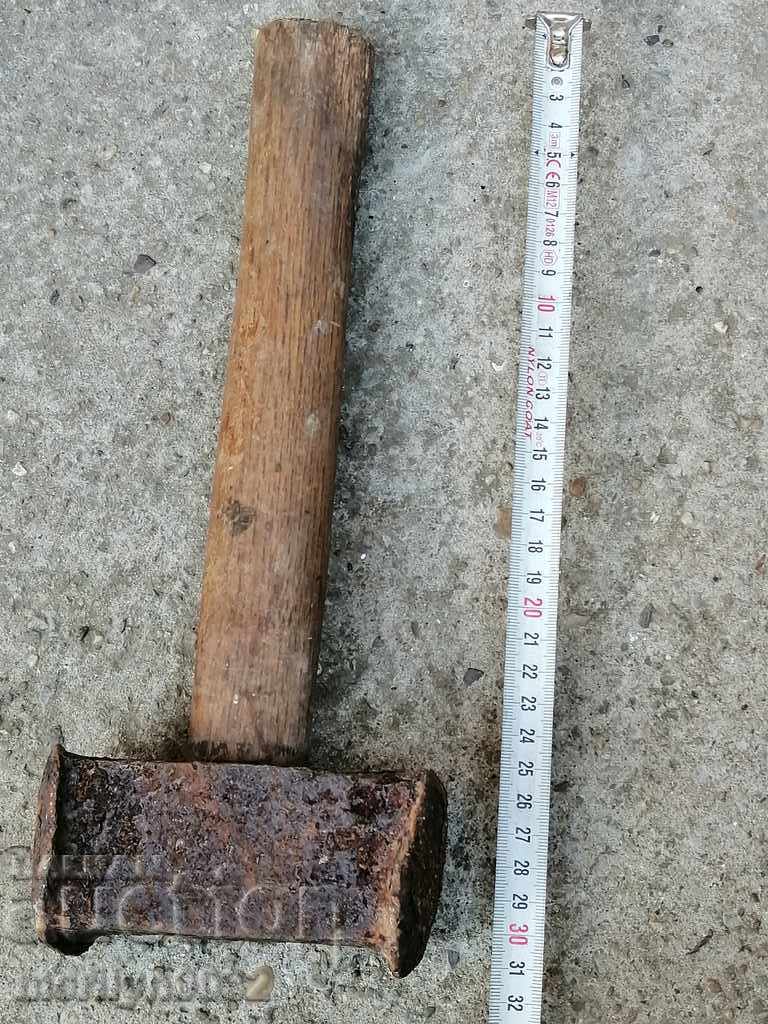 Old hammer ground forging tool, primitive tokmak with price 32.00 BGN | € 16.36 Old hammer ground forging tool, primitive tokmak with price 32.00 BGN | € 16.36