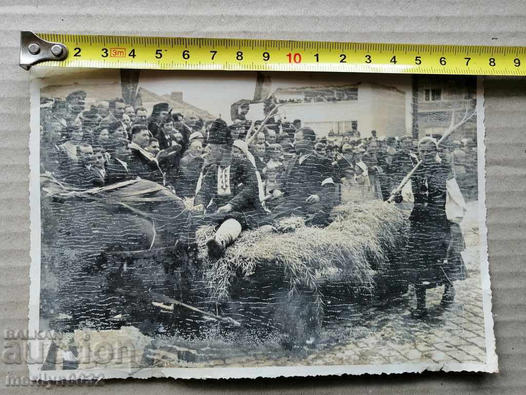 Old Photo Photo Portrait Turnovo Cathedral 1939 with price 34.00 BGN | € 17.38 Old Photo Photo Portrait Turnovo Cathedral 1939 with price 34.00 BGN | € 17.38