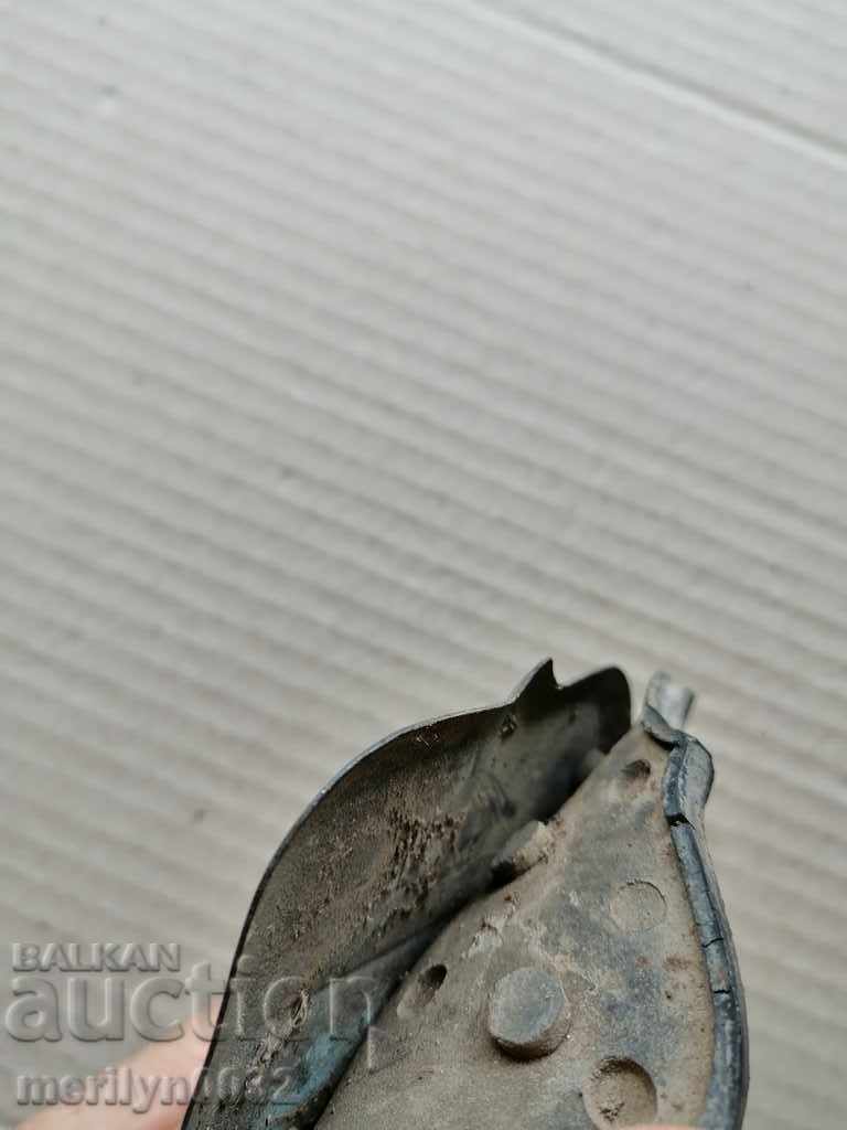 Delivery of Brass plate of government car, flag, coat of arms