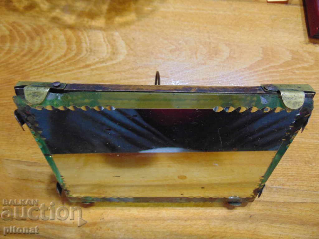 Delivery of An antique mirror Delivery of An antique mirror