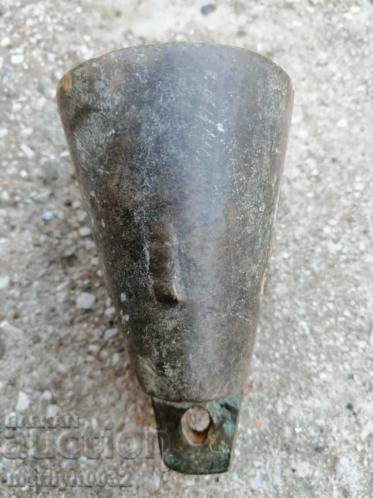 Delivery of Old revival chan, clapper, bell, bell, tumbler Delivery of Old revival chan, clapper, bell, bell, tumbler