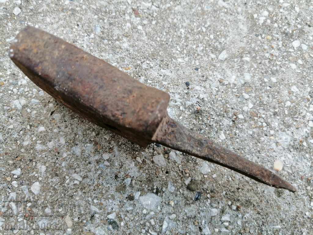 An old anvil for hair sticking, wrought iron - 5 An old anvil for hair sticking, wrought iron - 5