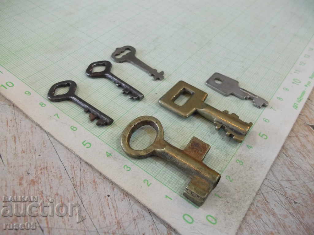 Licitație Lot de 6 buc. comutator Licitație Lot de 6 buc. comutator