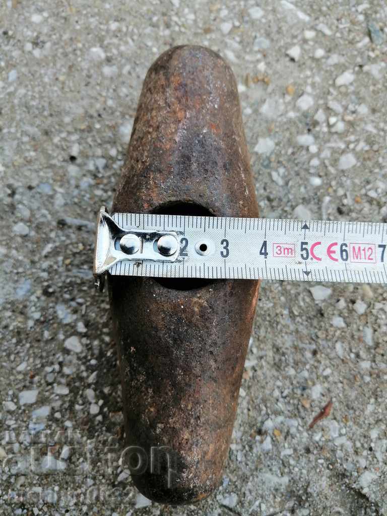 Auction An old stone hammer, a tool, a kink Auction An old stone hammer, a tool, a kink