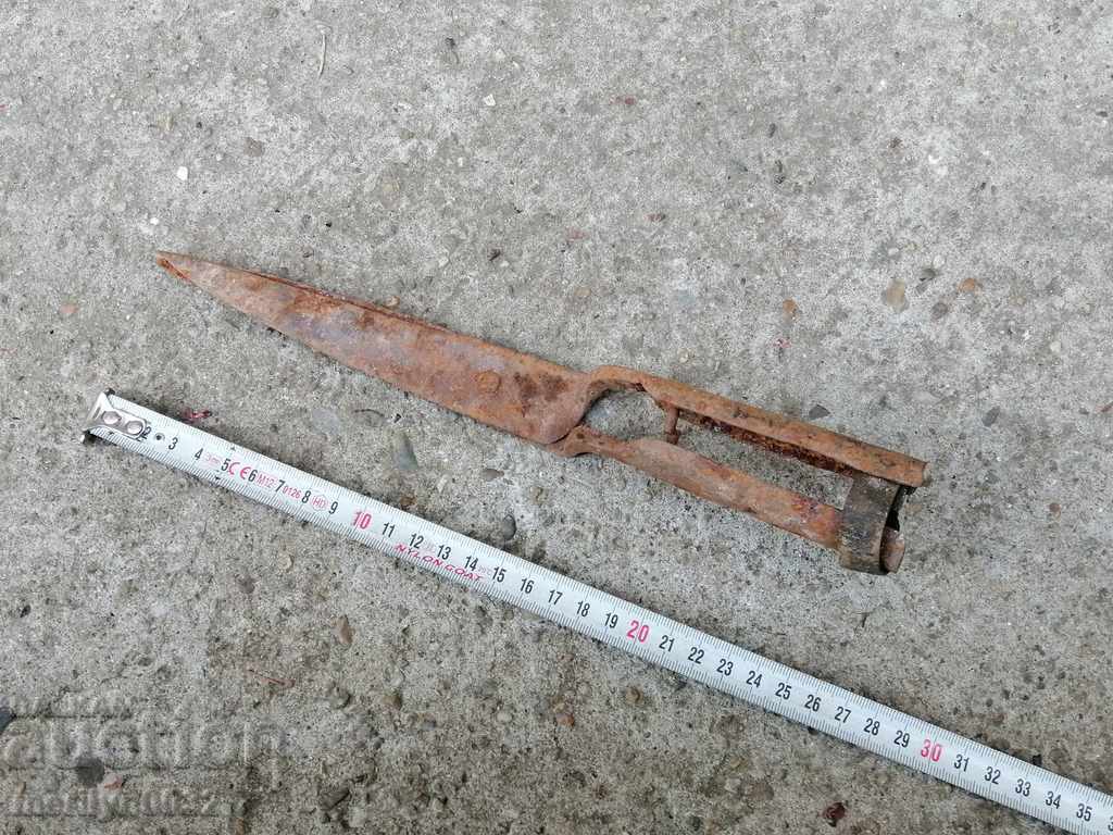 Livrarea Foarfece vechi, fier forjat Livrarea Foarfece vechi, fier forjat