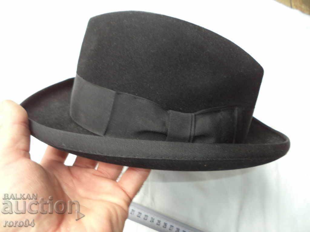 CAP - STANTON HATS - NEW with price 202.50 BGN | € 103.54