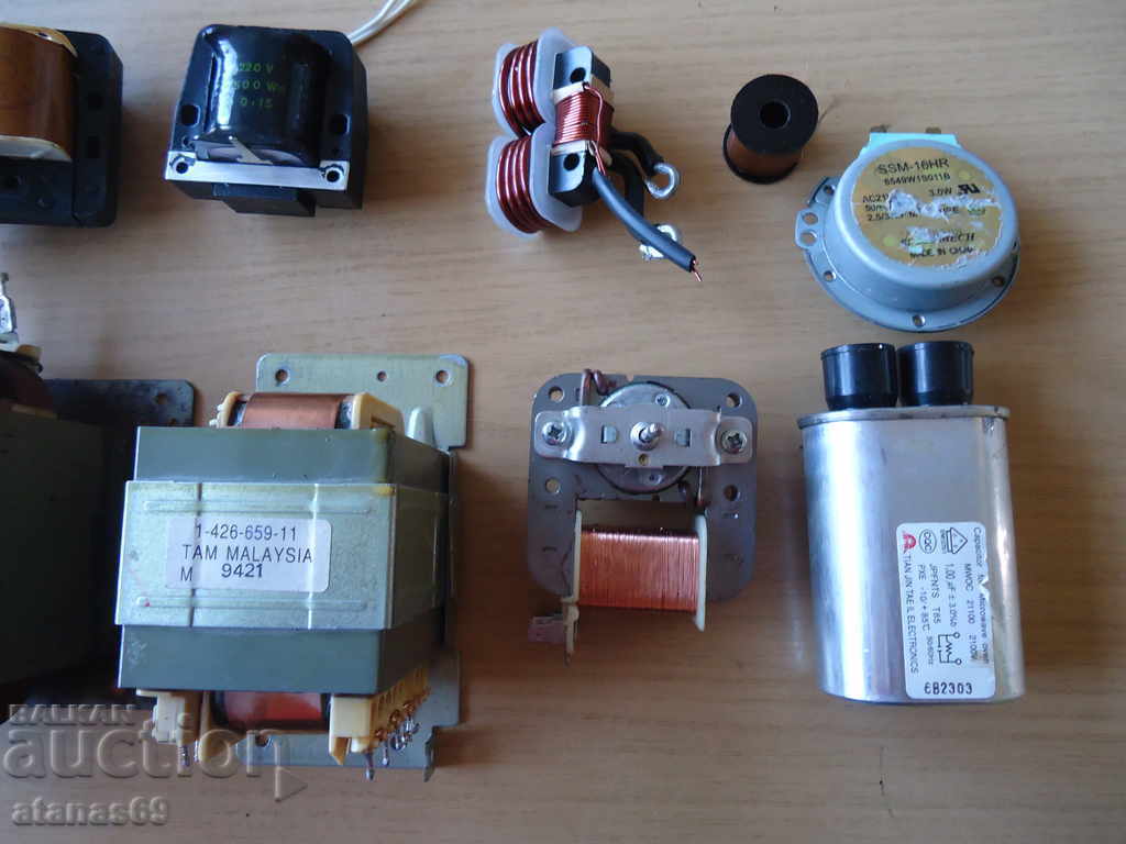 Auction  ELECTRONIC SCRAP No. 1