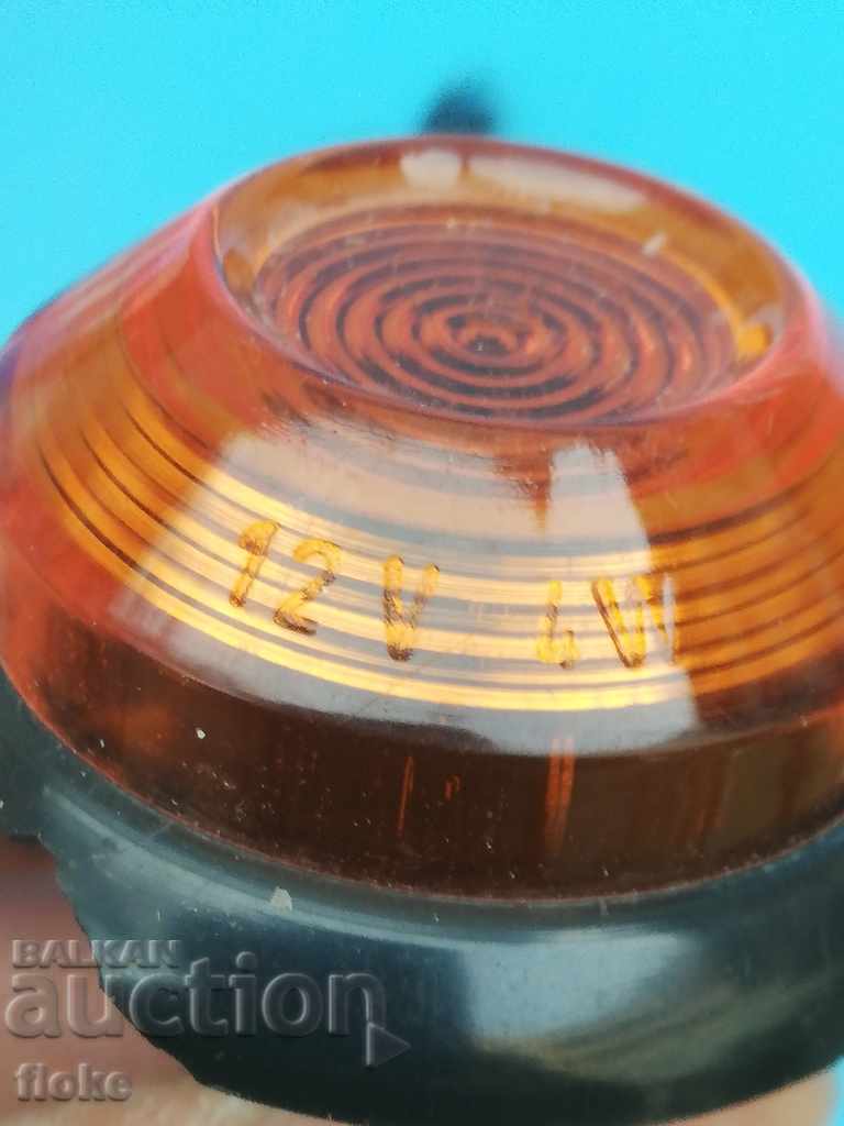 Indicators for a car with price 4.00 BGN | € 2.05