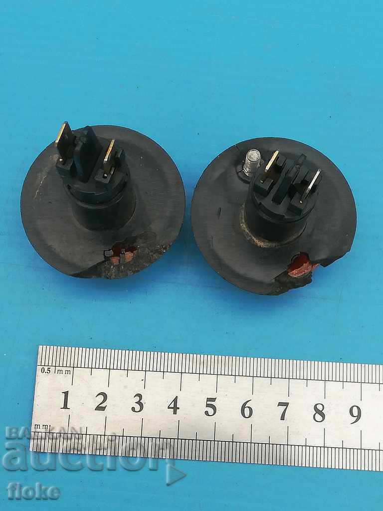 Auction  Indicators for a car