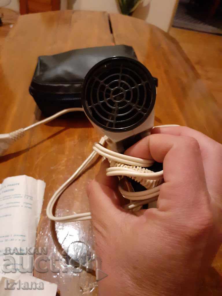 Παλιό στεγνωτήριο μαλλιών Olympus - 6 Παλιό στεγνωτήριο μαλλιών Olympus - 6