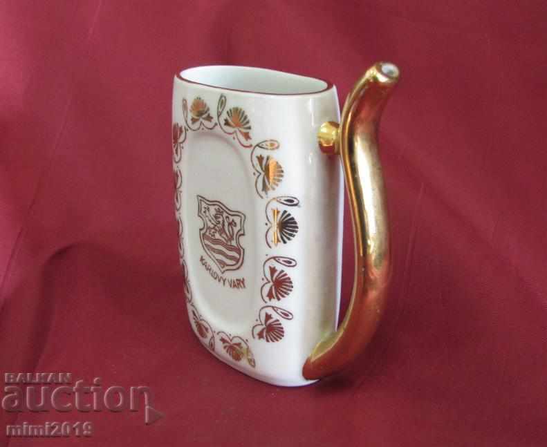 Auction Porcelain Star Mini Feeder- KARLOVY VARY Czechoslovakia Auction Porcelain Star Mini Feeder- KARLOVY VARY Czechoslovakia