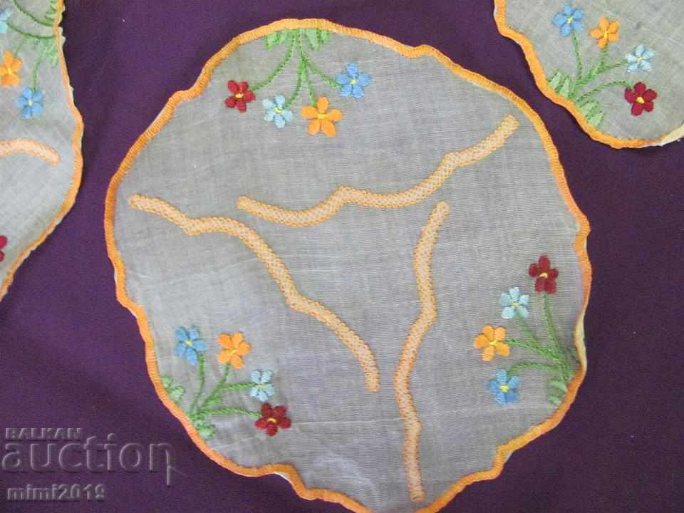Old Hand Embroidery 5 Pieces Tablecloths - 5 Old Hand Embroidery 5 Pieces Tablecloths - 5
