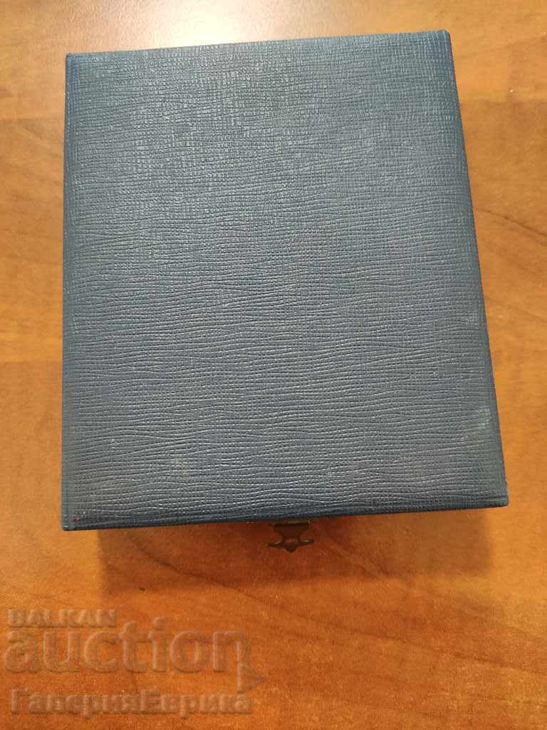 Delivery of Motivum '83 Delivery of Motivum '83