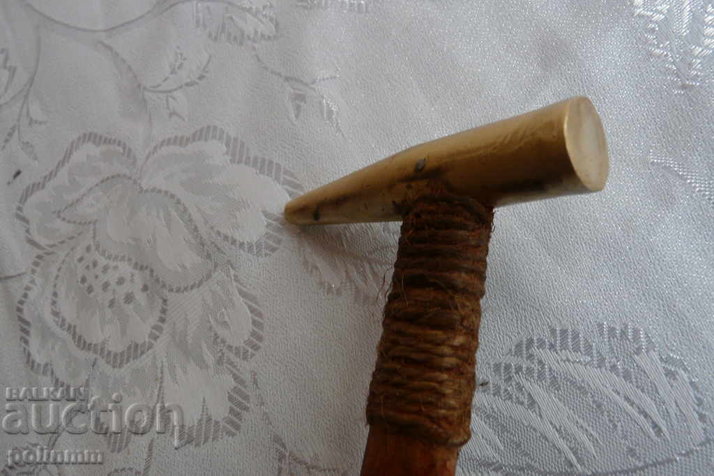 A rare bronze hammer