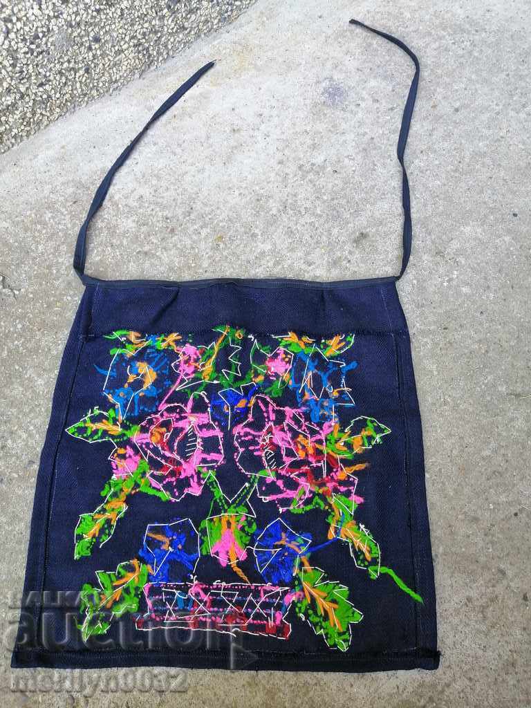 Delivery of Woven embroidered embroidered children's apron tinsel costume sukman Delivery of Woven embroidered embroidered children's apron tinsel costume sukman