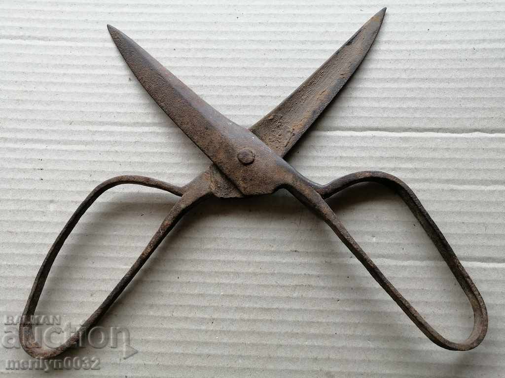 Renaissance forged scissors, wrought iron with price 56.00 BGN | € 28.63